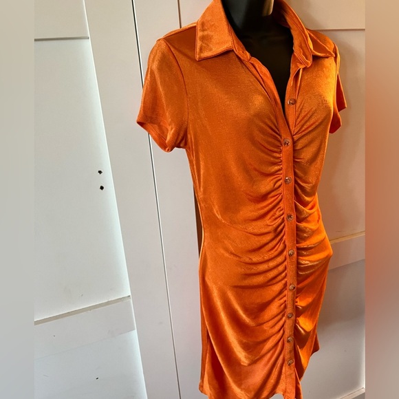 Orange Ruched Button-Up Dress - Picture 4 of 5